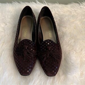 Magdesian Flats Vintage